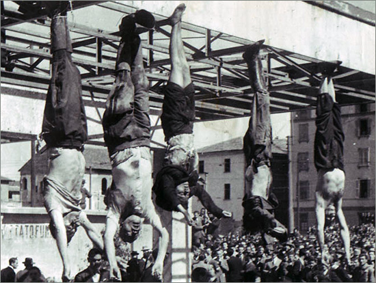 Mussolini_1945.jpg