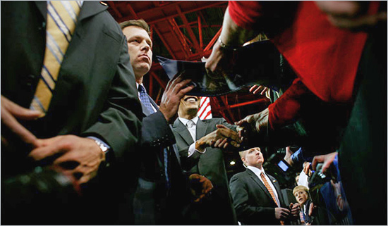(When Mr. Obama marched in Columbia, S.C., on Martin Luther King's birthday, he was surrounded by Secret Service agents and followed by a van that could be used to whisk him away in the event of an emergency) 21623767.jpg