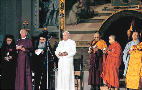 Preghiera comunitaria ad durante l'incontro ecumenico di Assisi nel 1986 assisi.jpg