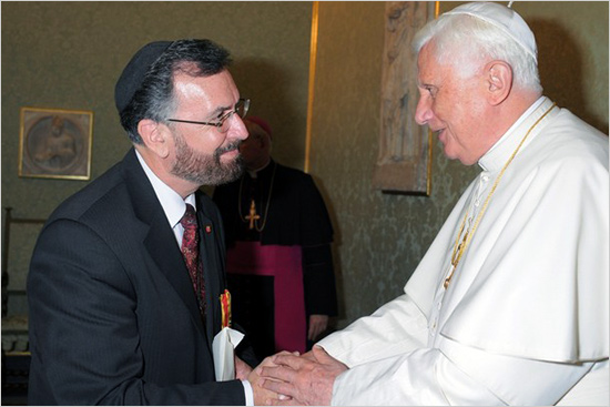 Pope Benedict XVI greets Jewish delegation leader Rabbi David Rosen (L) at the Vatican October 30, 2008. Pope Benedict on Thursday told Jewish leaders he was pope_synagogue.jpg