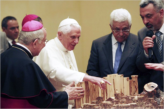 pope_wall_west_bank.jpg