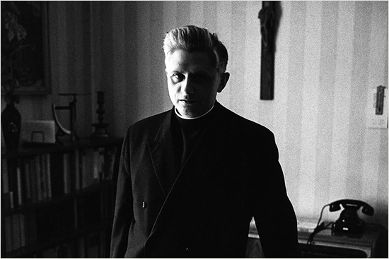 ratzinger_enigma_2.jpg