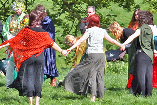 Wiccans gather for a handfasting ceremony at Avebury in England wiccan.jpg